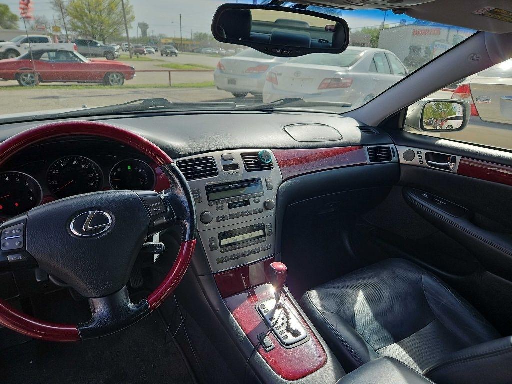 Lexus ES 330 Sedan 2005