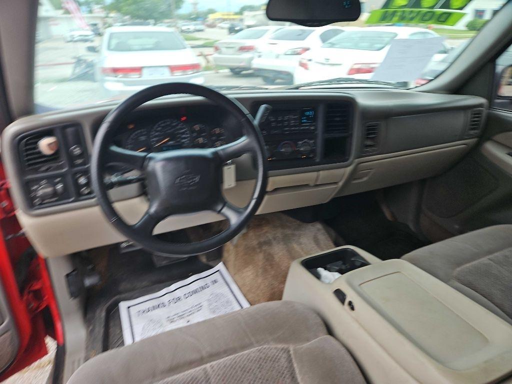 Chevrolet Tahoe 2WD 2002