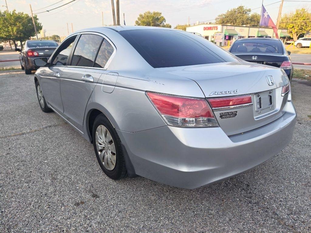 Honda Accord LX sedan AT 2011