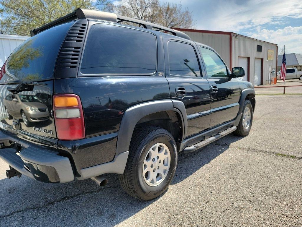 Chevrolet Tahoe 4WD 2002