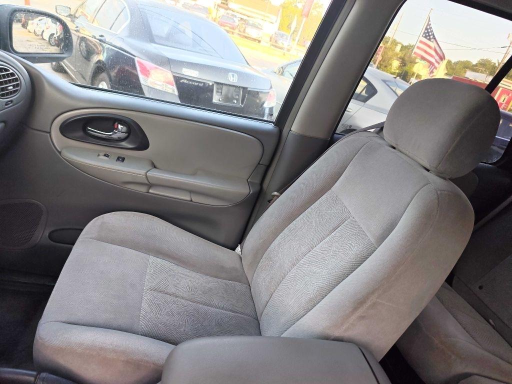 Chevrolet TrailBlazer LS 4WD 2006