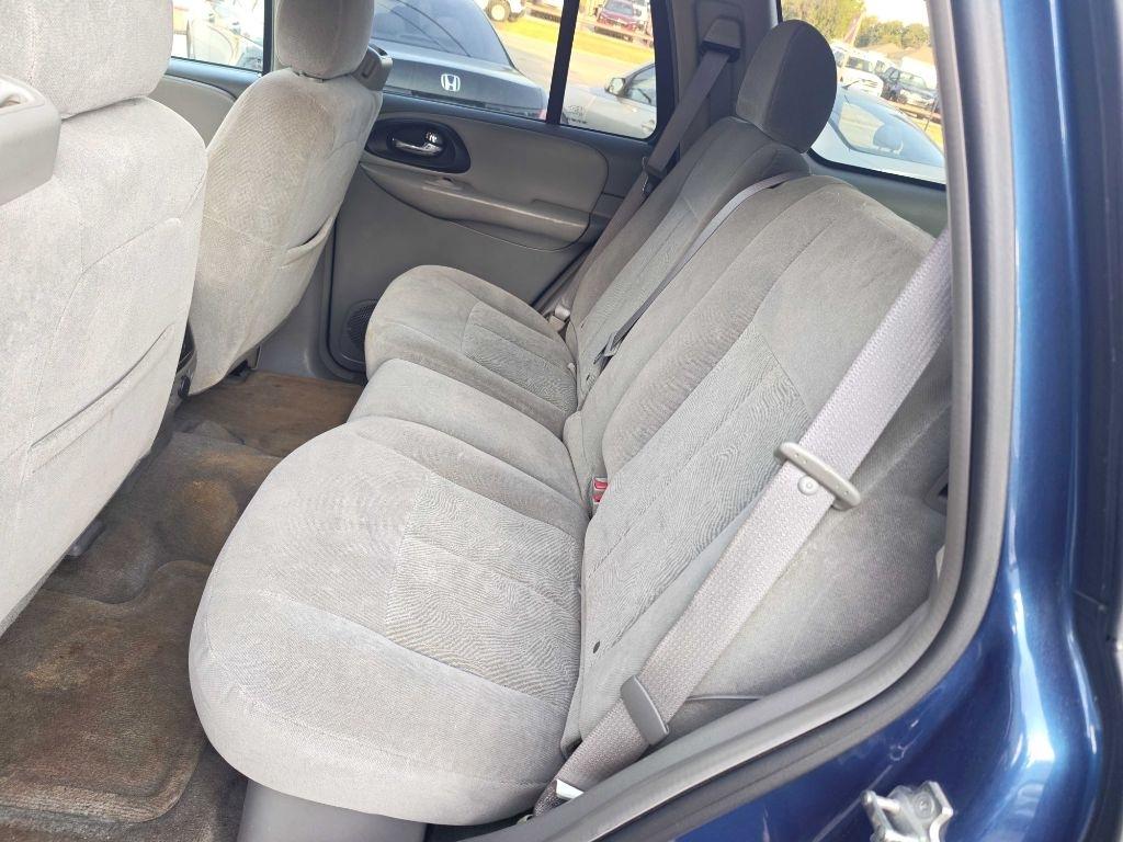 Chevrolet TrailBlazer LS 4WD 2006