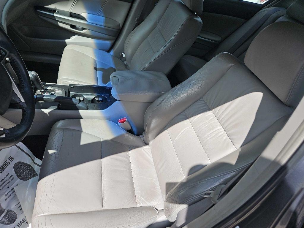 Honda Accord EX-L Sedan AT 2009