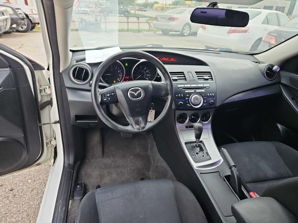 Mazda MAZDA3 i SV 4-Door 2010