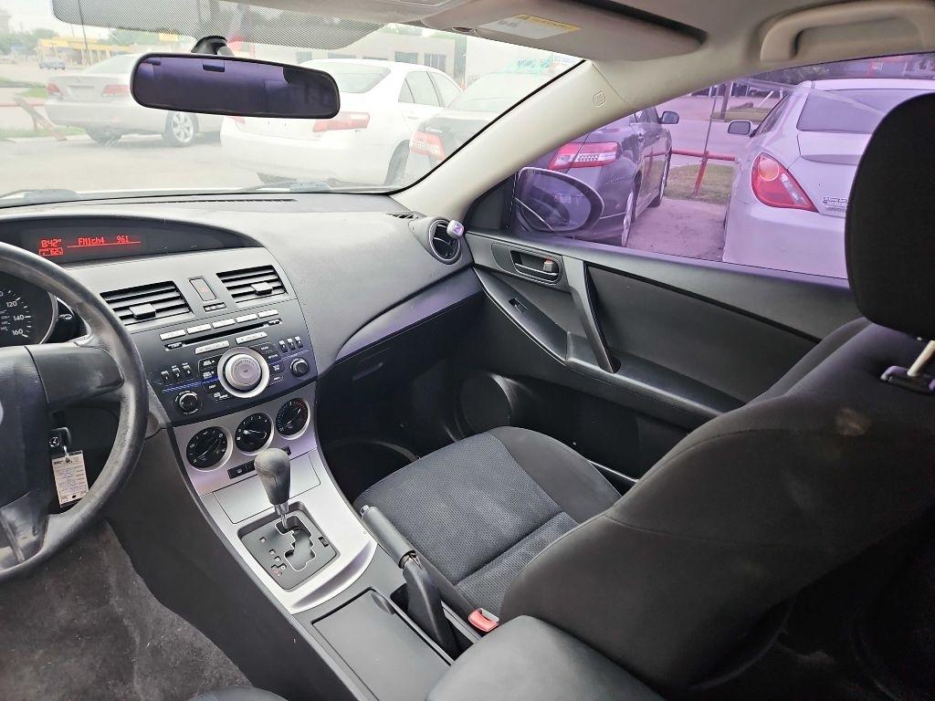 Mazda MAZDA3 i SV 4-Door 2010