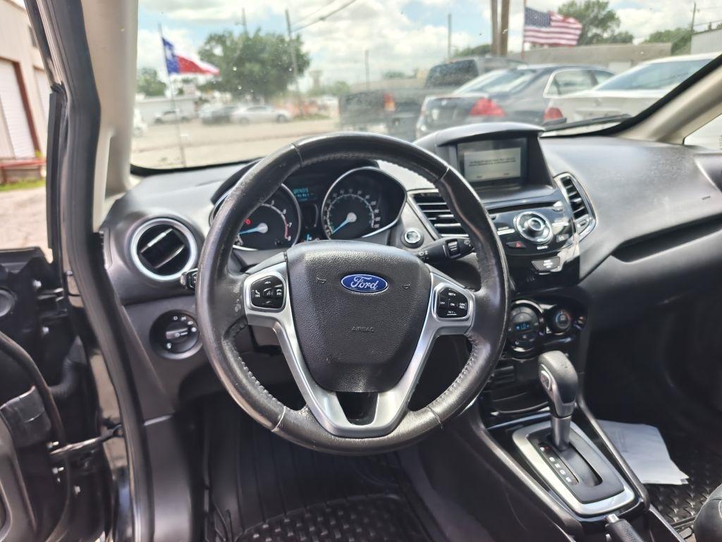 Ford Fiesta Titanium Hatchback 2017