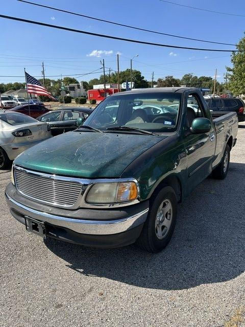 Ford F-150 WS Reg. Cab Long Bed 2WD 1999
