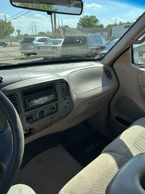 Ford F-150 WS Reg. Cab Long Bed 2WD 1999