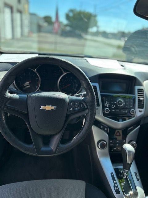 Chevrolet Cruze LS Auto 2014