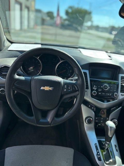Chevrolet Cruze LS Auto 2014