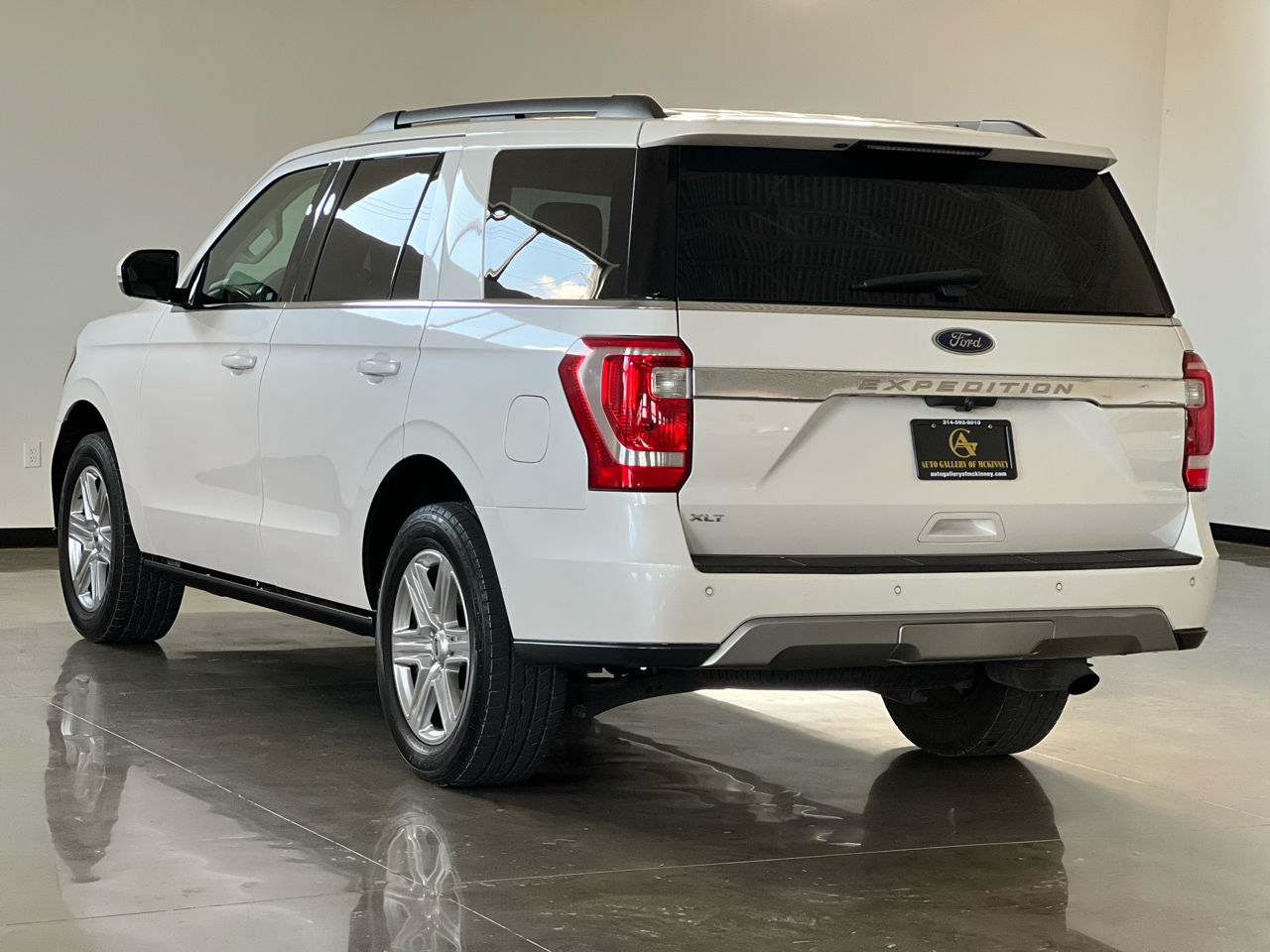 2019 Ford Expedition XLT photo 4