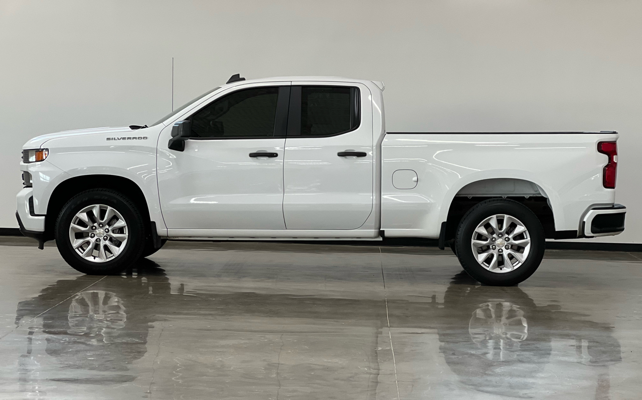 2021 Chevrolet Silverado 1500 Custom photo 4