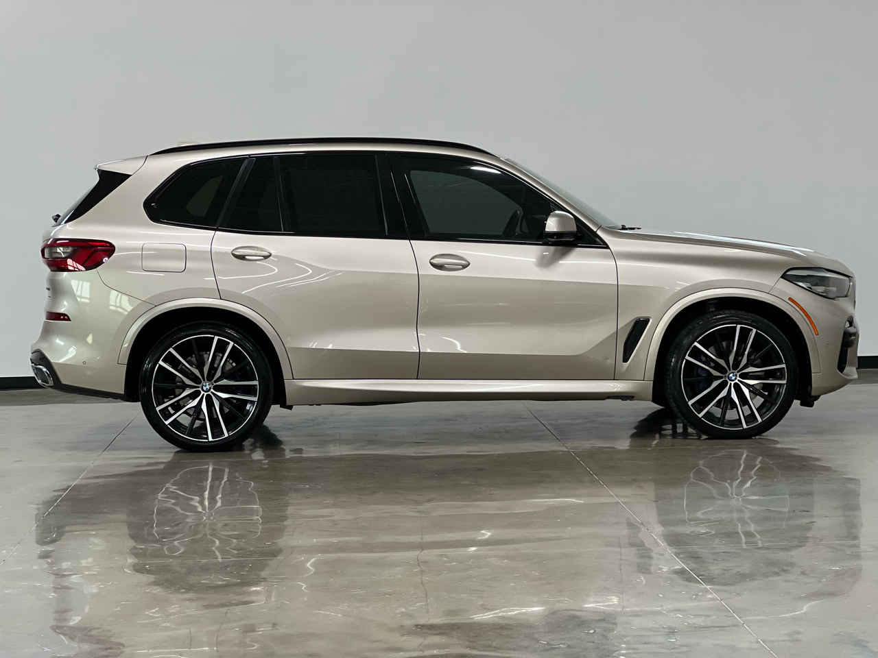 BMW X5  2019