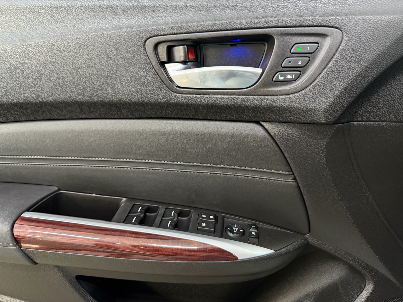 Acura TLX 2.4L FWD 2016