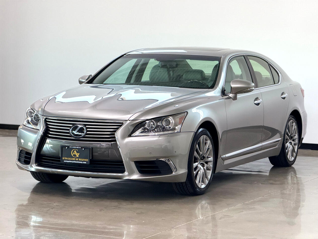 Lexus LS 460  2017