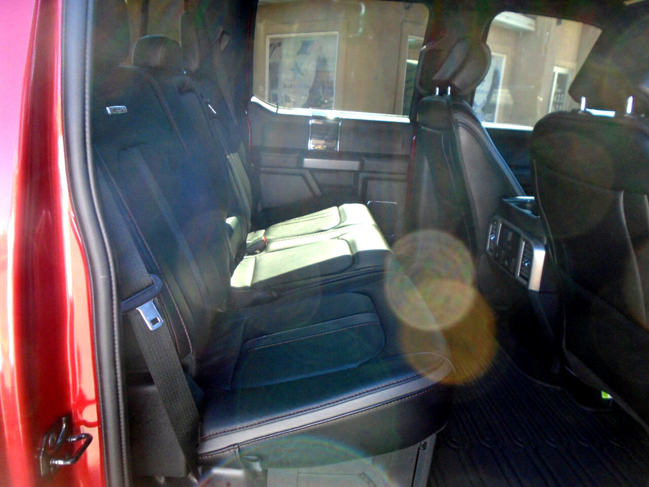 Ford F-250 SD Platinum Crew Cab Long Bed 4WD 2020 Ford F-250 SD Platinum Crew Cab Long Bed 4WD 2020