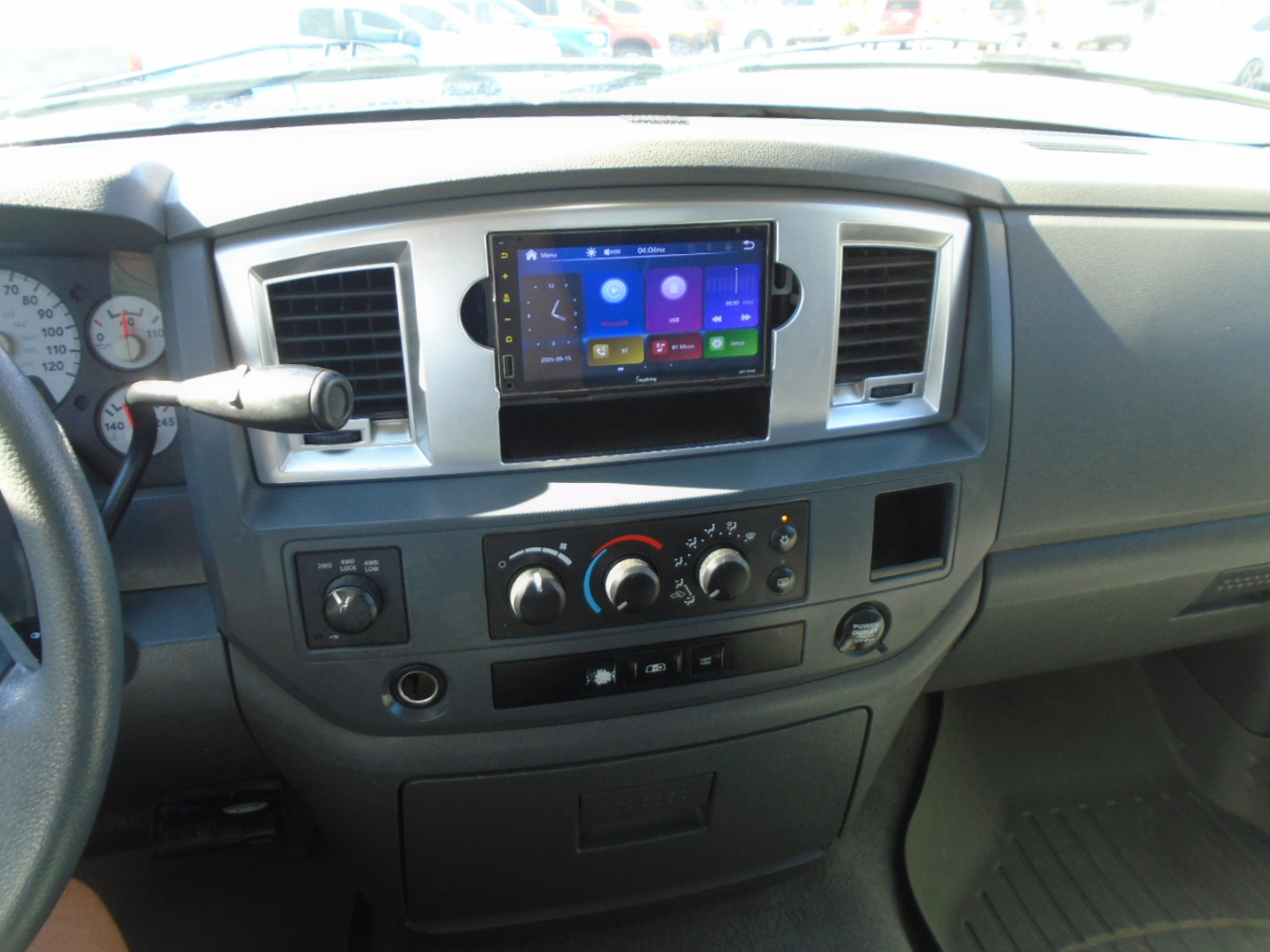 Dodge Ram 2500 4dr Quad Cab 139" WB HD 4WD 2008 Dodge Ram 2500 4dr Quad Cab 139" WB HD 4WD 2008