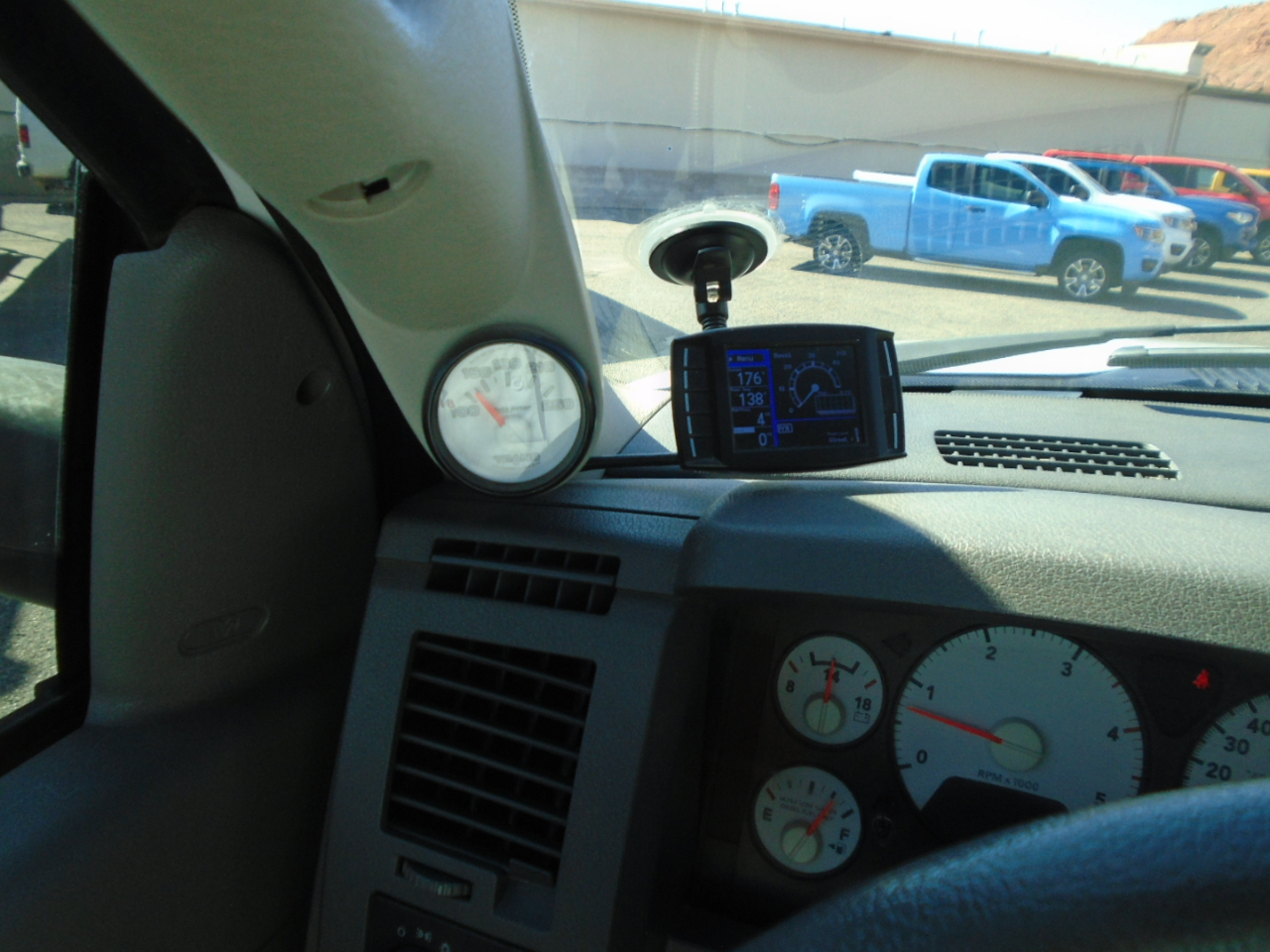 Dodge Ram 2500 4dr Quad Cab 139" WB HD 4WD 2008 Dodge Ram 2500 4dr Quad Cab 139" WB HD 4WD 2008