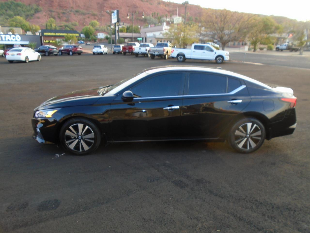 Nissan Altima 2.5 SV 2022
