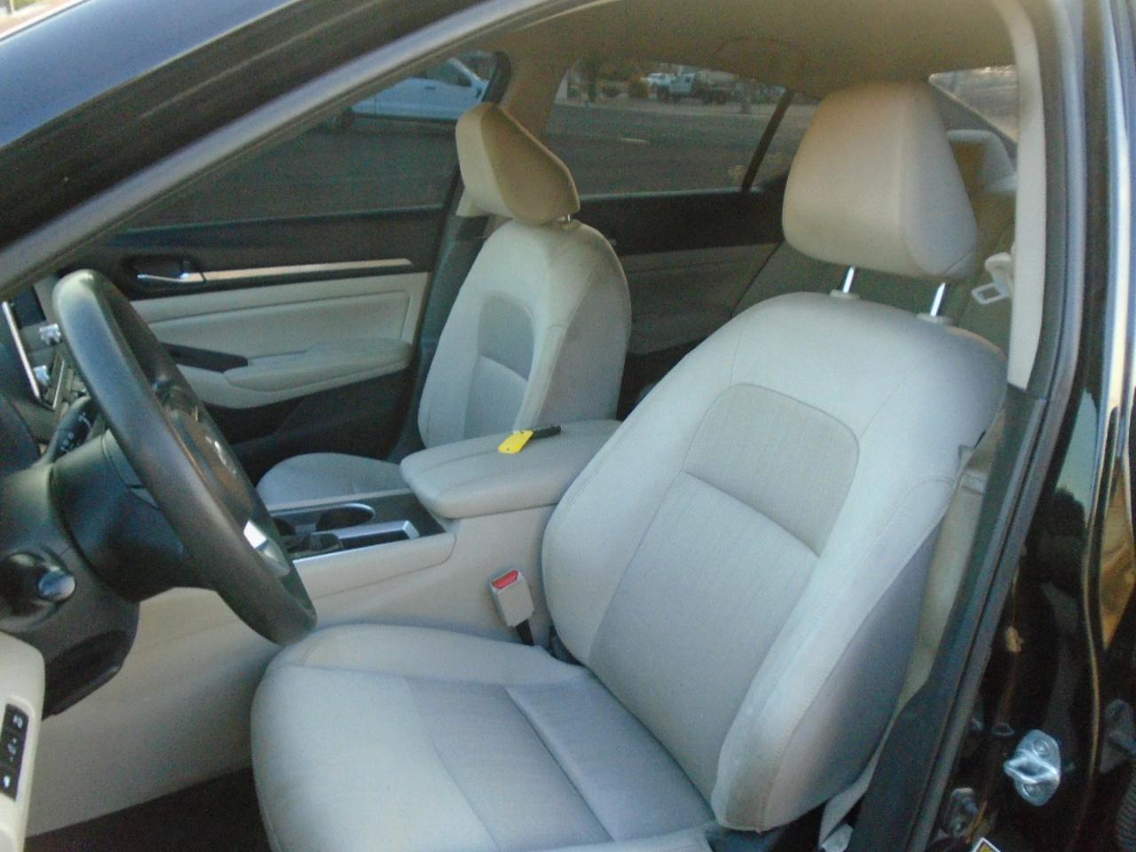 Nissan Altima 2.5 SV 2022