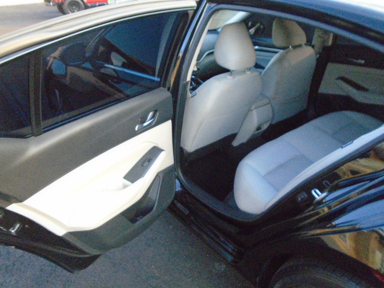 Nissan Altima 2.5 SV 2022