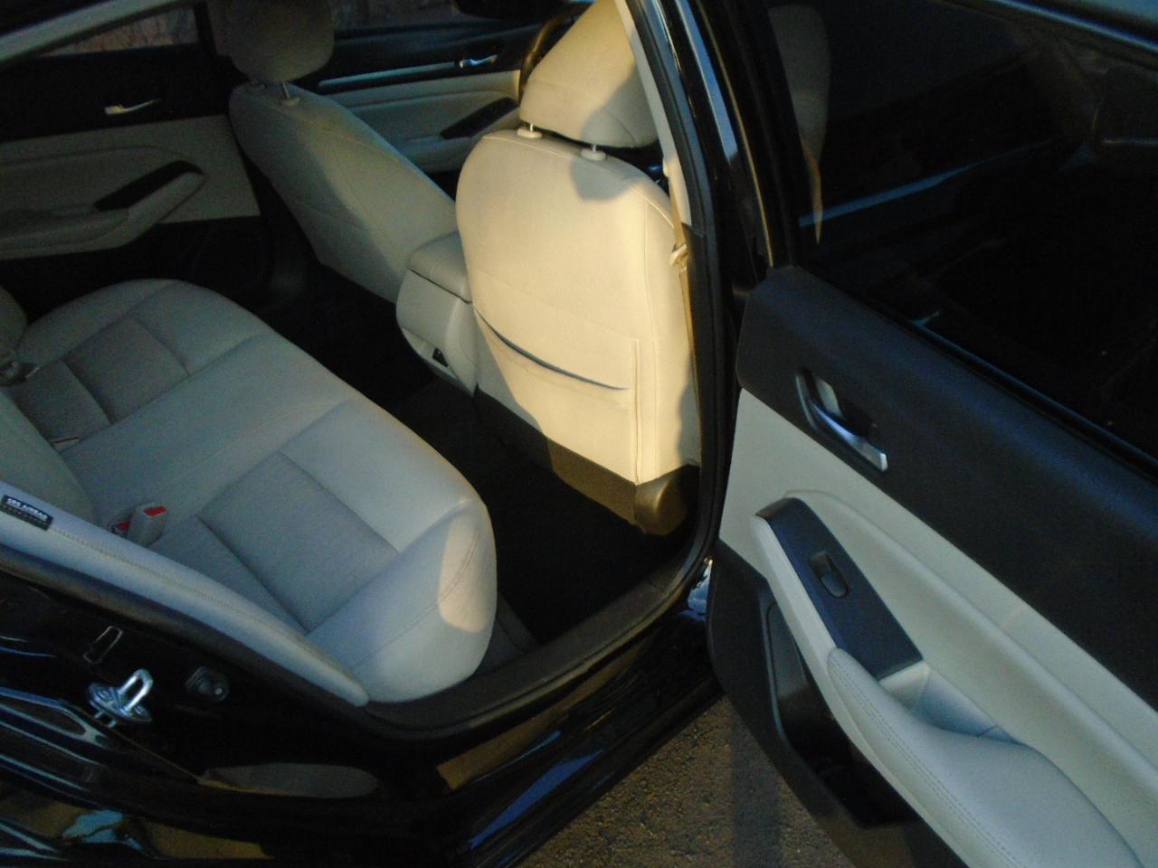 Nissan Altima 2.5 SV 2022