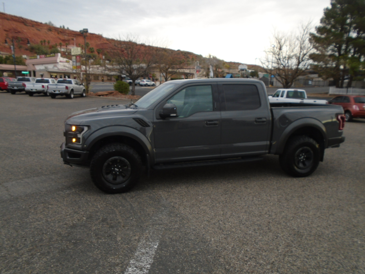 Ford F-150 Raptor SuperCrew 4WD 2018