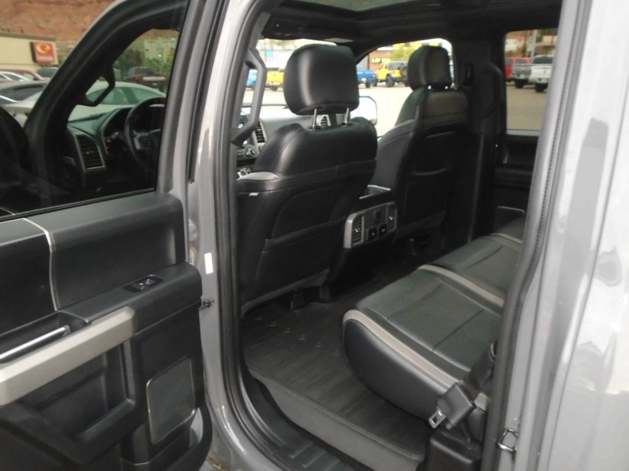 Ford F-150 Raptor SuperCrew 4WD 2018