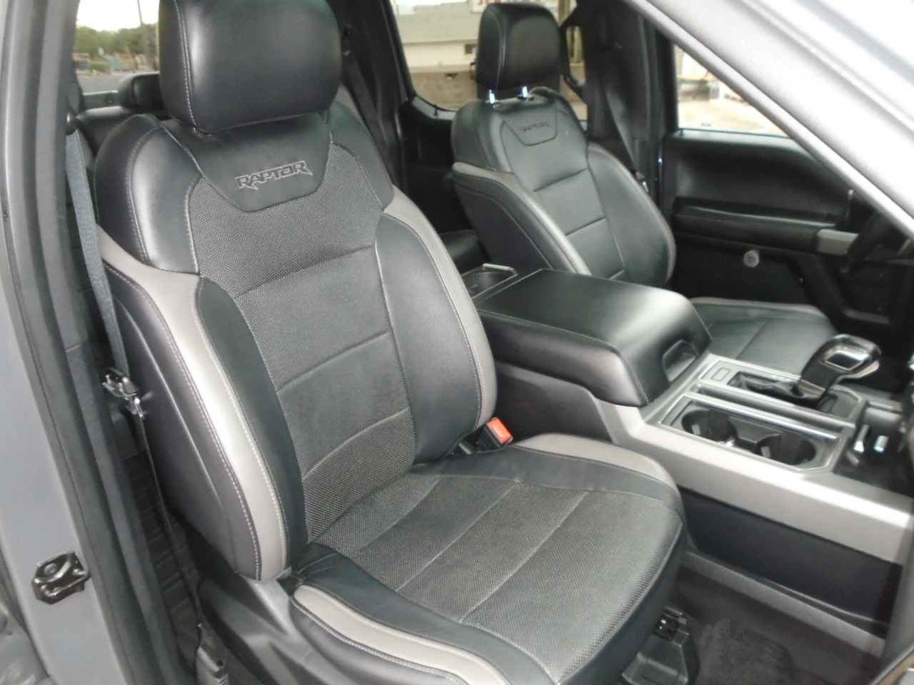 Ford F-150 Raptor SuperCrew 4WD 2018