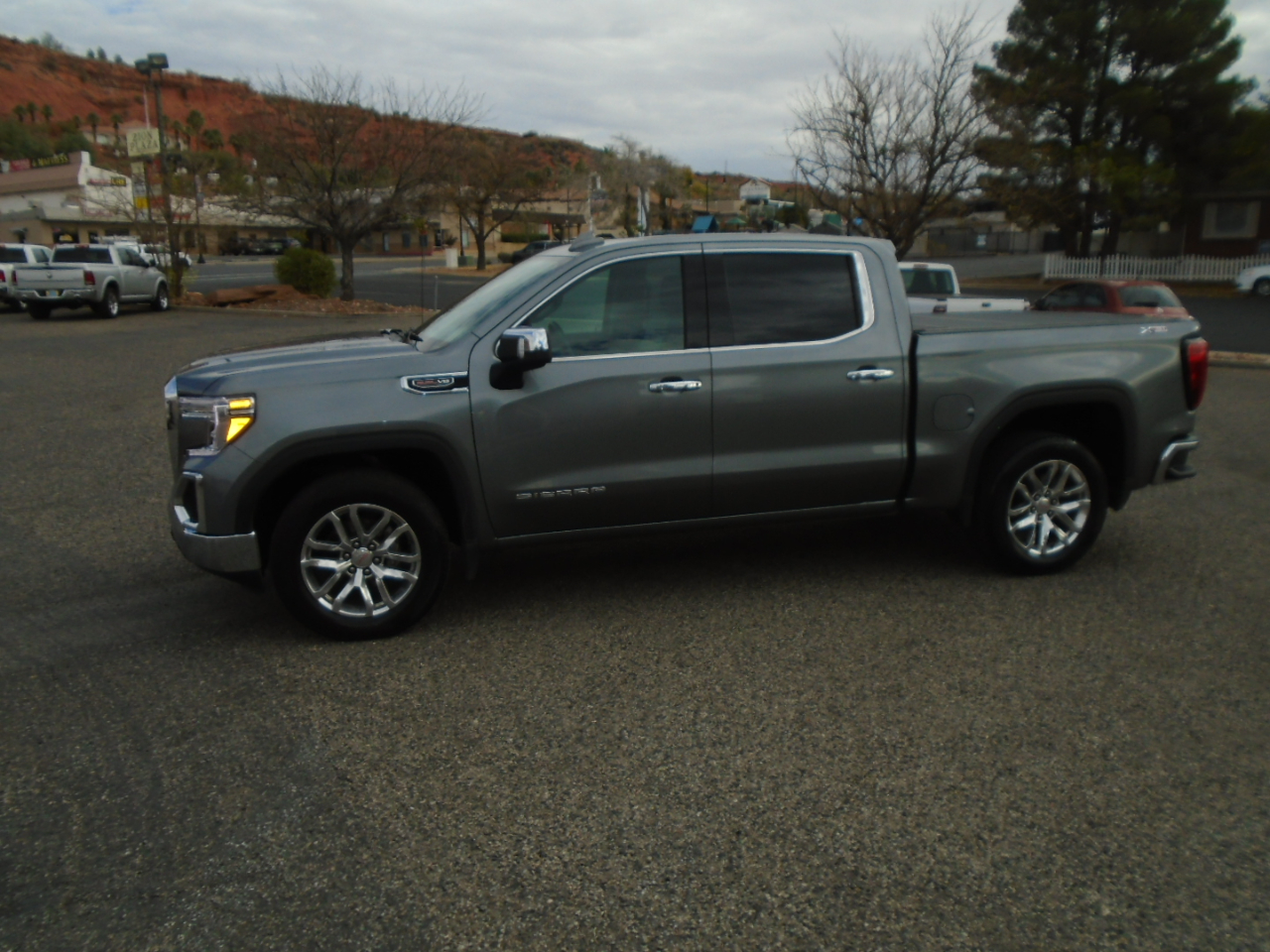 GMC Sierra 1500 SLT Crew Cab Short Box 4WD 2021