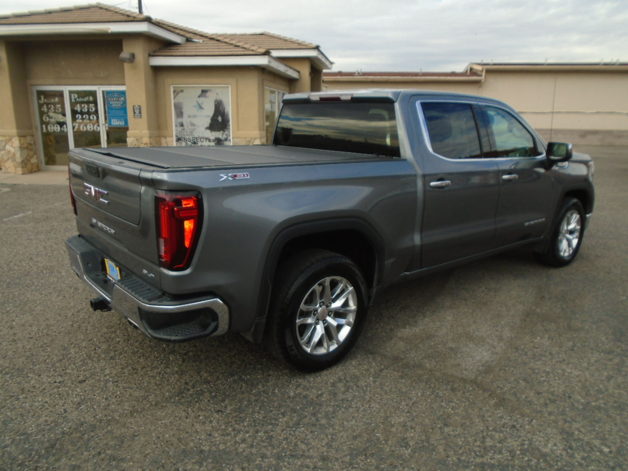 GMC Sierra 1500 SLT Crew Cab Short Box 4WD 2021