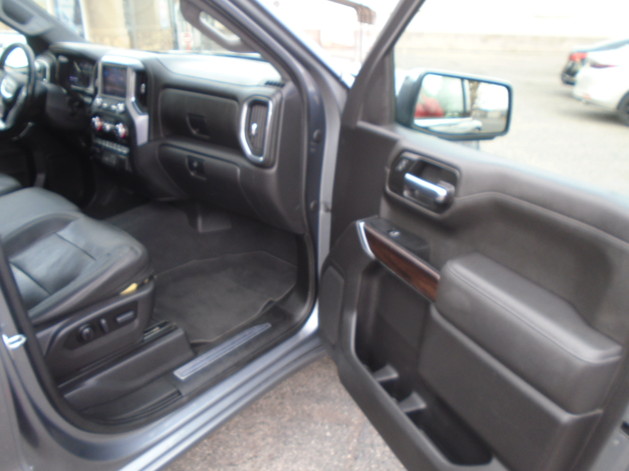 GMC Sierra 1500 SLT Crew Cab Short Box 4WD 2021