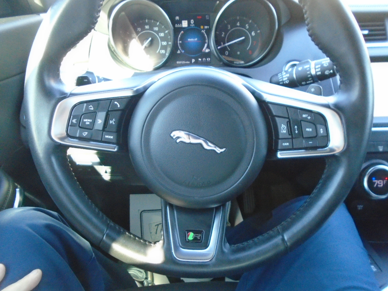 Jaguar E-Pace SE 2019