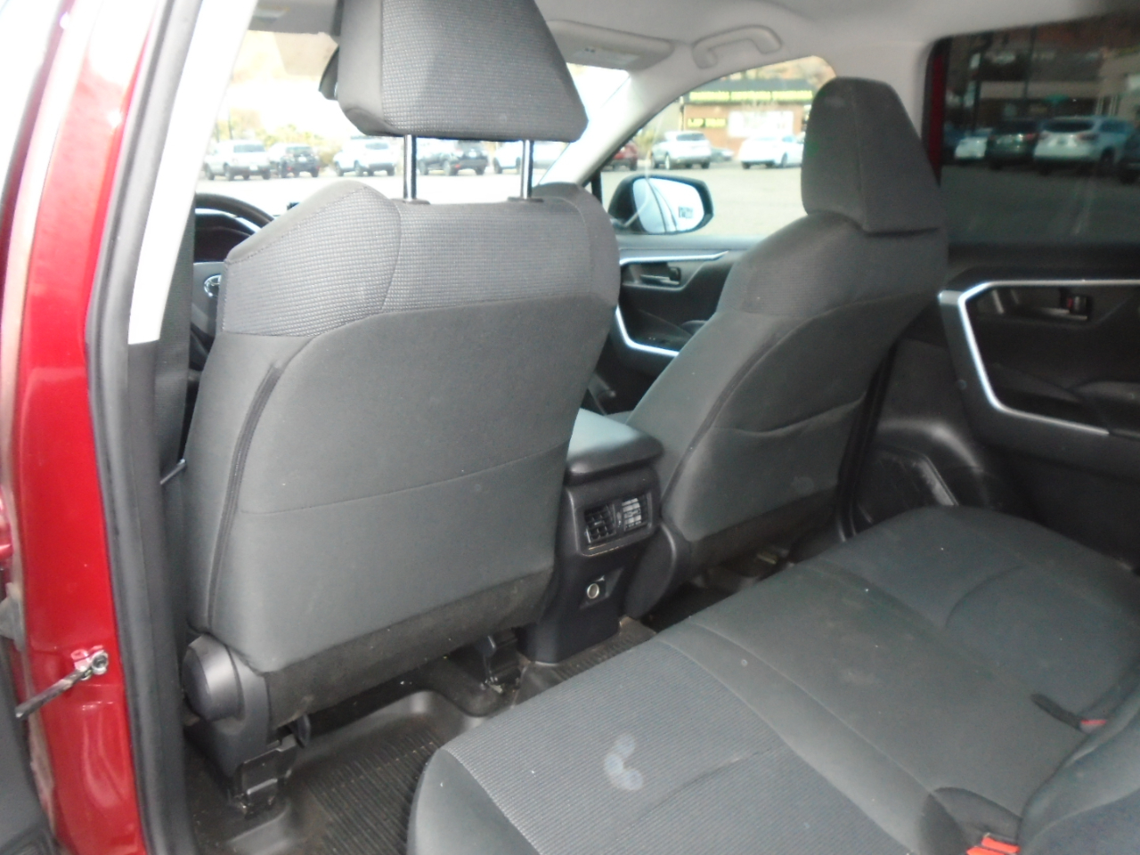 Toyota RAV4 LE AWD 2022