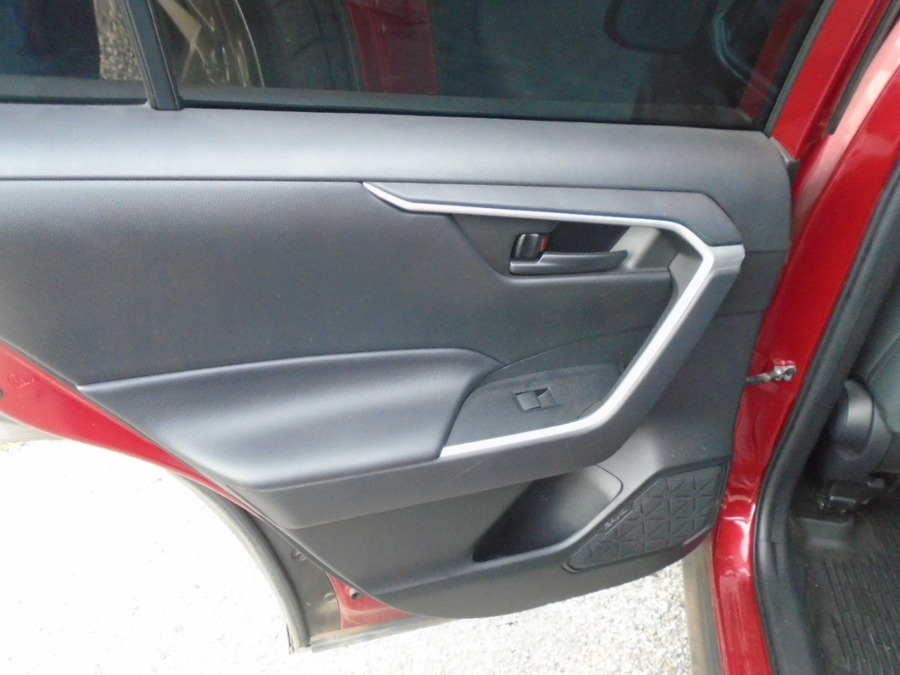 Toyota RAV4 LE AWD 2022