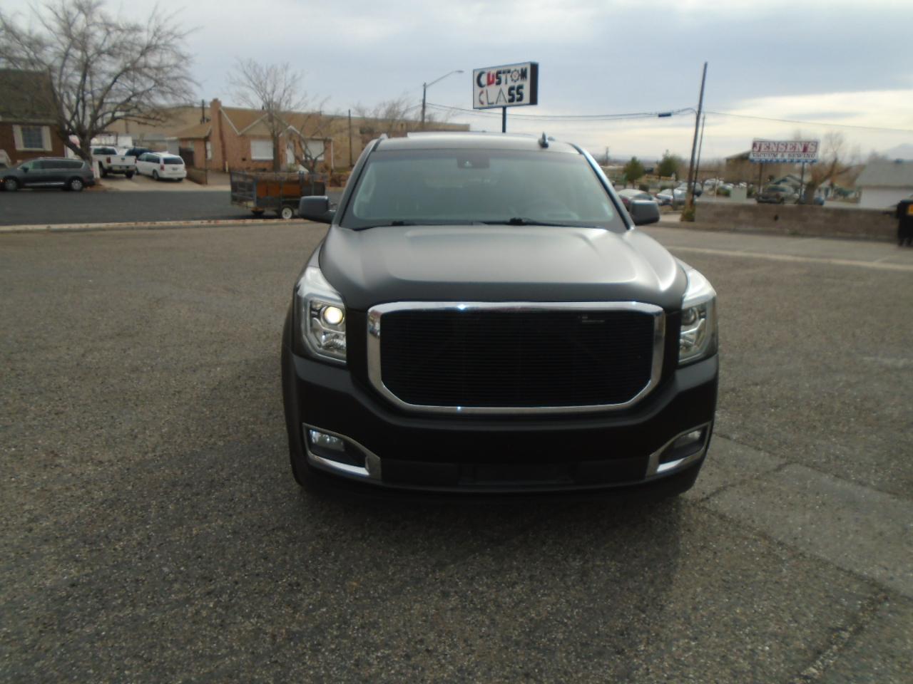 GMC Yukon Denali 4WD 2015