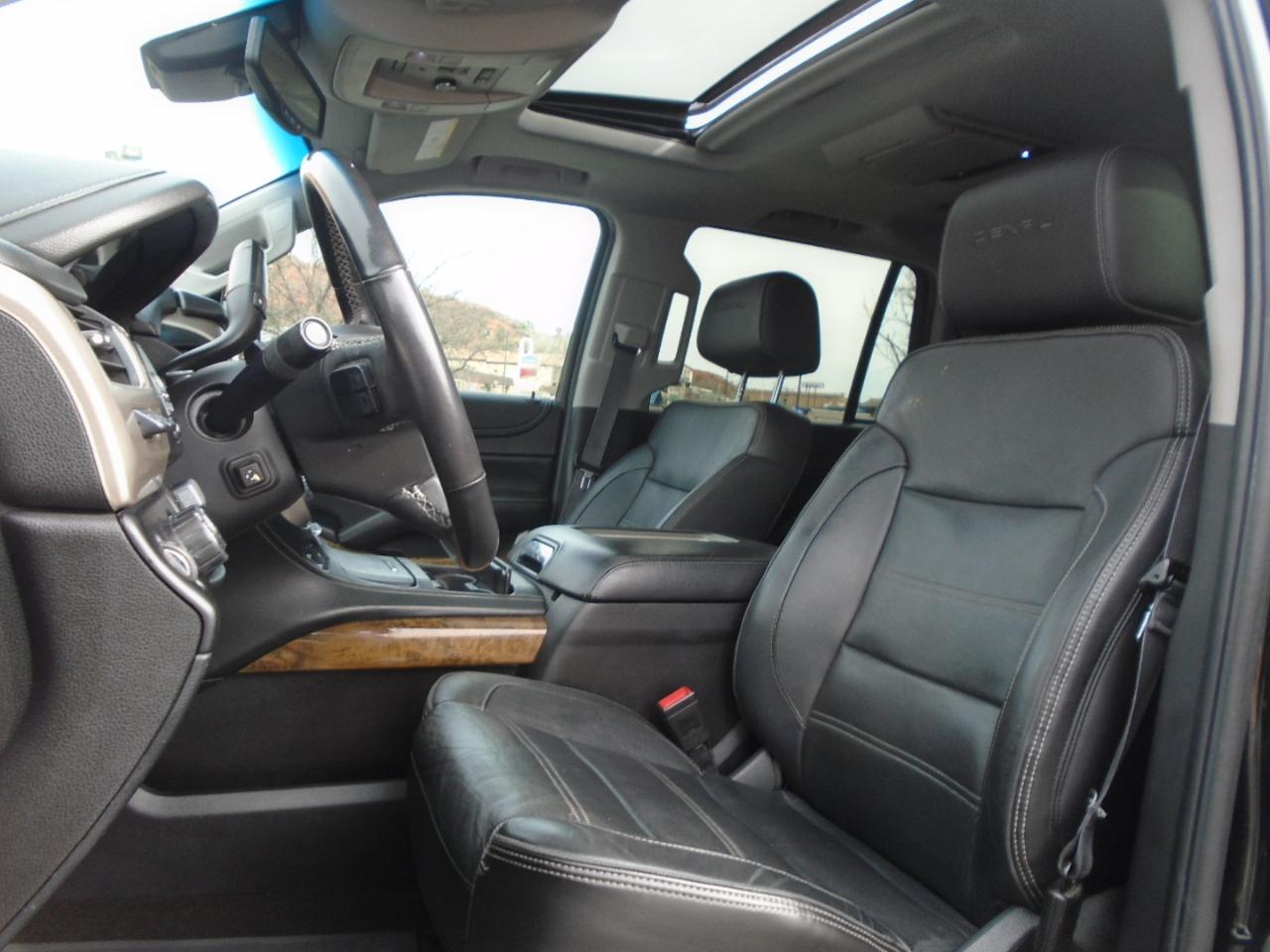 GMC Yukon Denali 4WD 2015