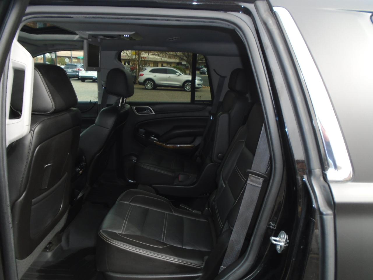 GMC Yukon Denali 4WD 2015