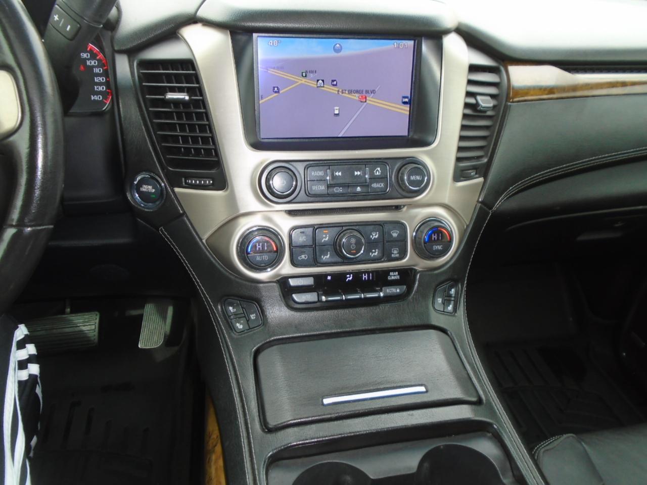 GMC Yukon Denali 4WD 2015