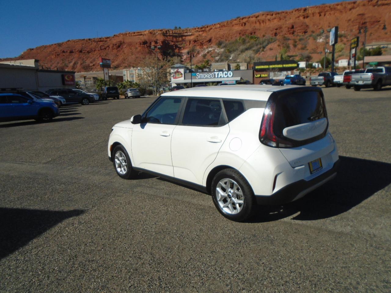 Kia Soul LX CVT 2023