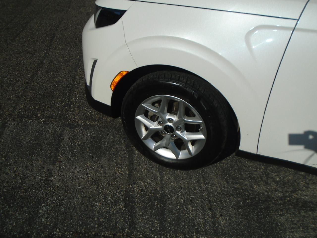 Kia Soul LX CVT 2023