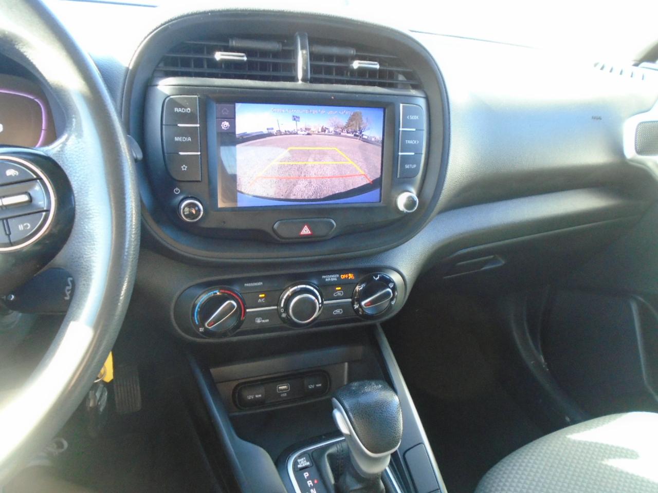 Kia Soul LX CVT 2023