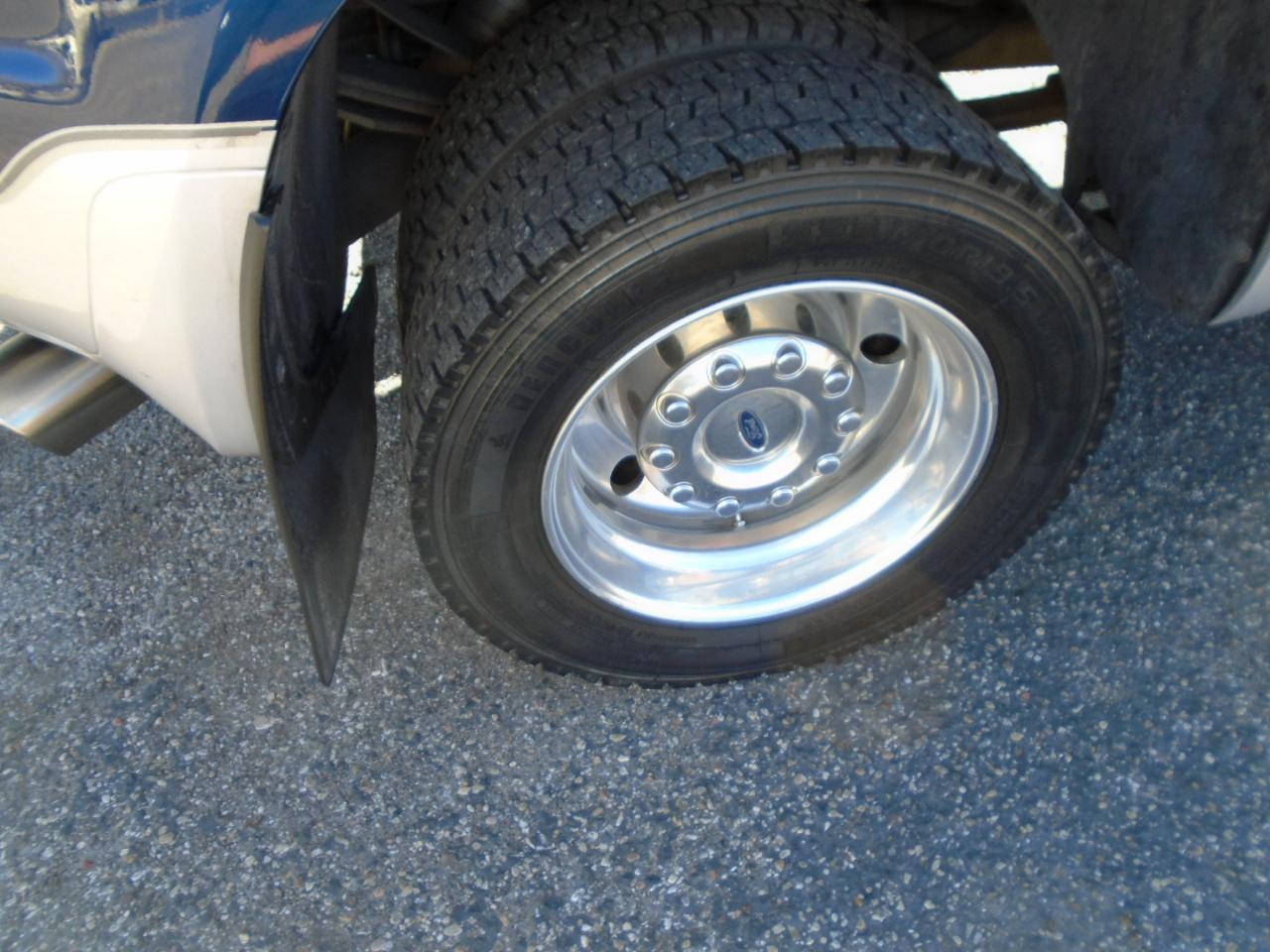 Ford F-450 SD Lariat Crew Cab 4WD 2008