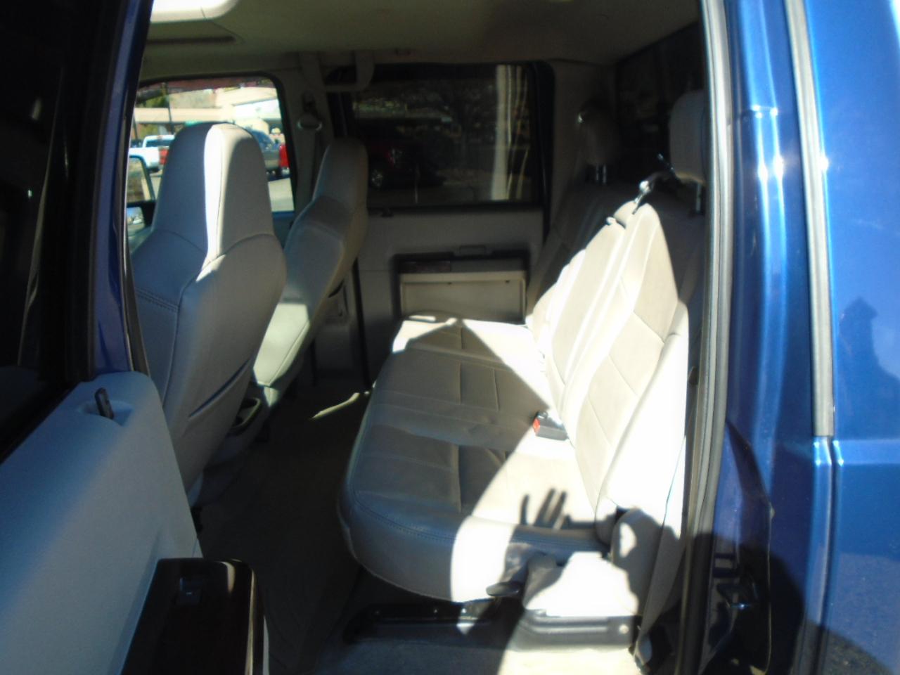 Ford F-450 SD Lariat Crew Cab 4WD 2008