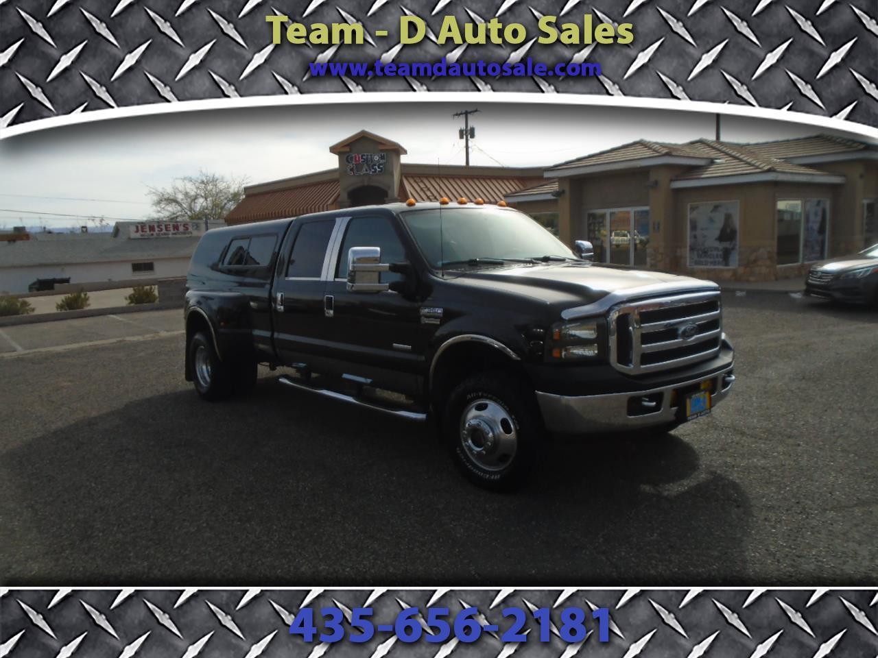 2006 Ford F-350 SD Lariat Crew Cab Long Bed 4WD DRW