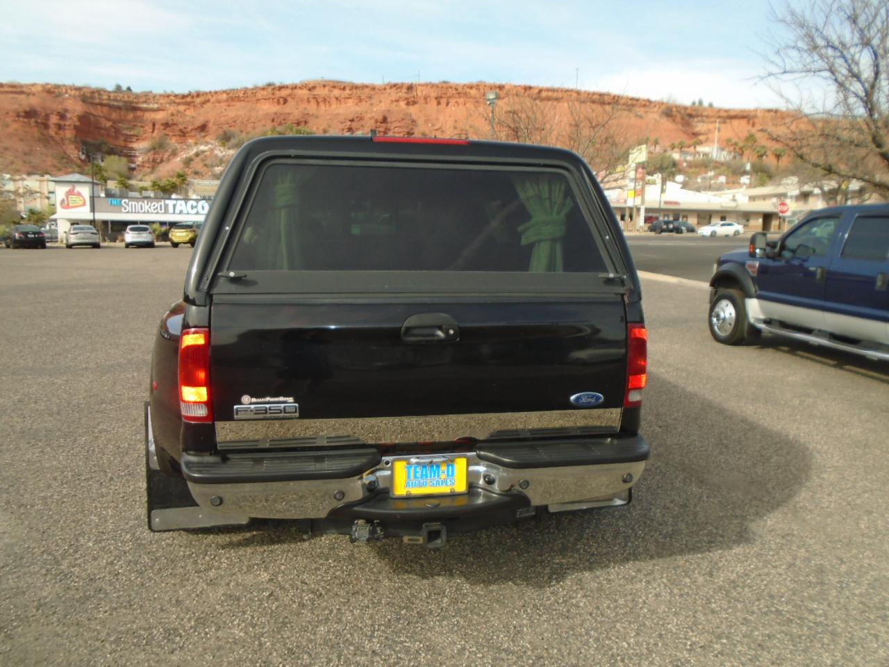 Ford F-350 SD Lariat Crew Cab Long Bed 4WD DRW 2006