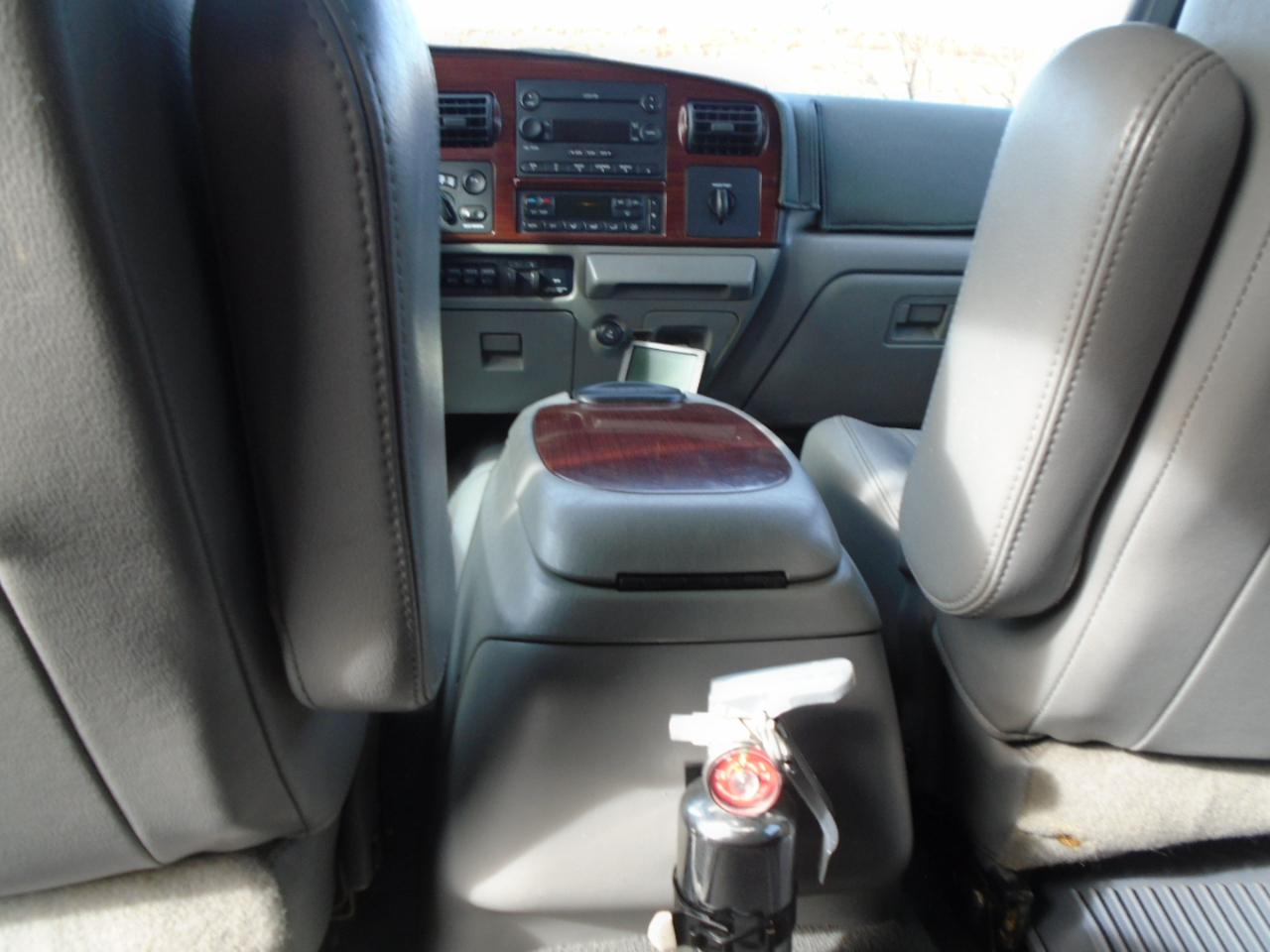 Ford F-350 SD Lariat Crew Cab Long Bed 4WD DRW 2006