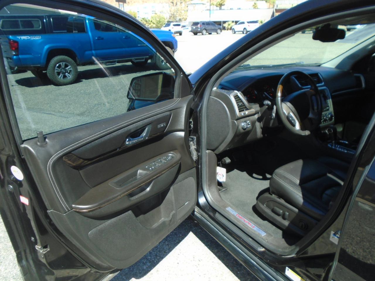 GMC Acadia Denali AWD 2016