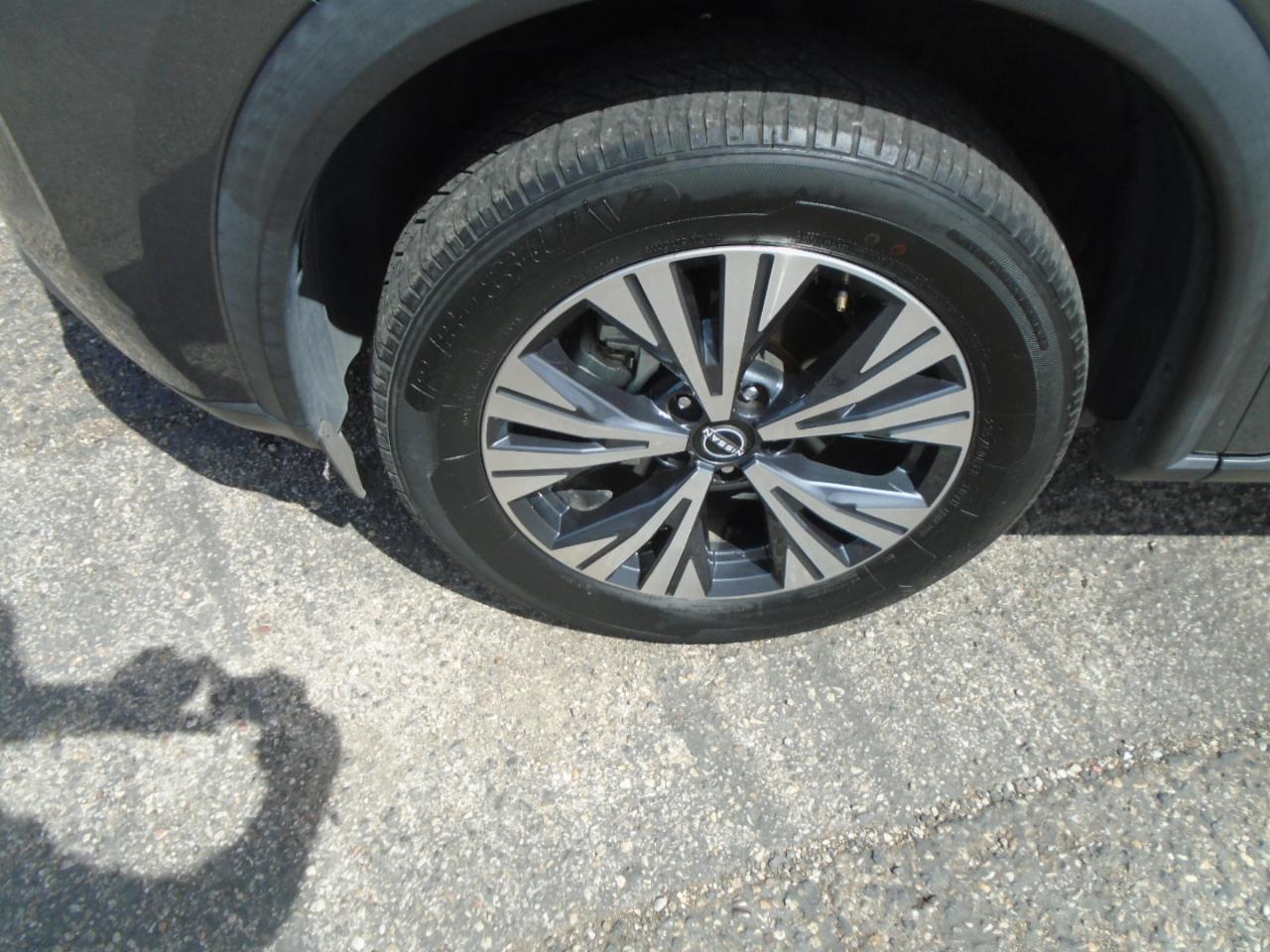 Nissan Rogue SV 2023