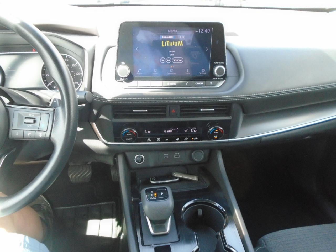 Nissan Rogue SV 2023